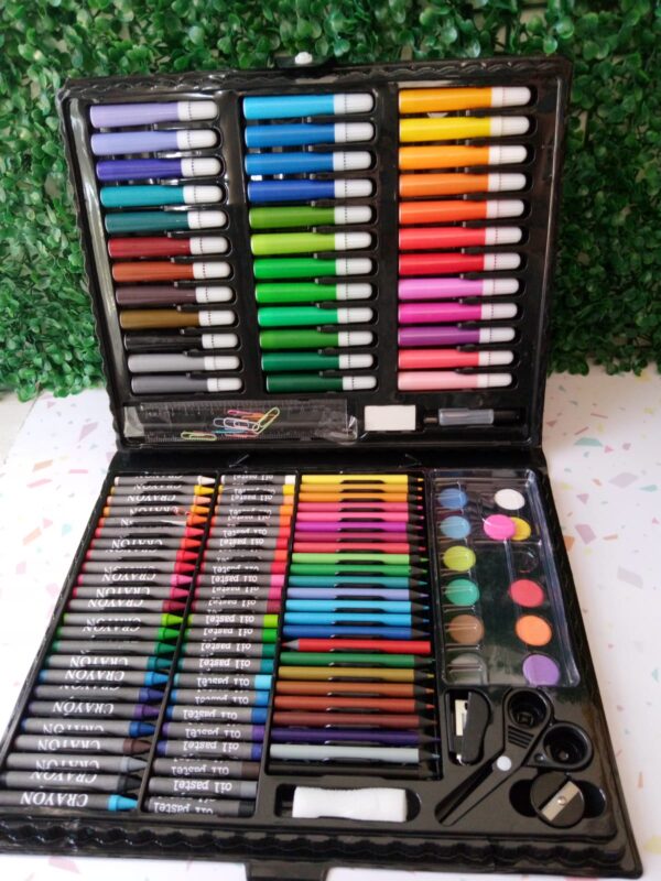 SET DE ARTE 150 PIEZAS cod5276