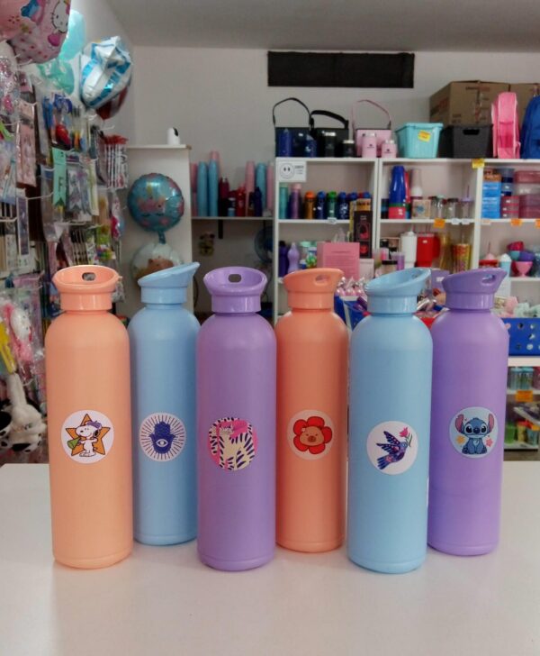 BOTELLA DUKI STICKER cod6439