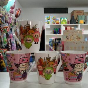TAZA CONICA LABUBU cod6780