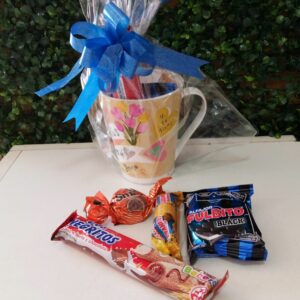TAZA CON GOLOSINAS MAMÁ cod7432