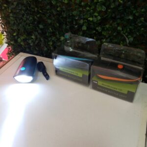 LUZ PARA BICICLETA MAS BOCINA CARGA USB cod4604